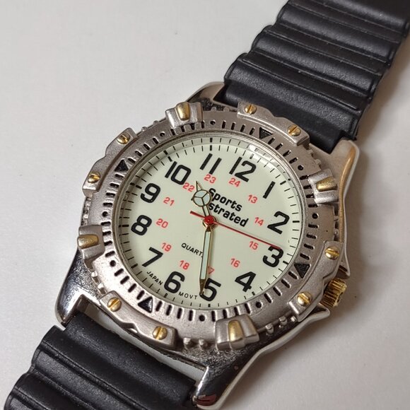 Glow In The Dark Vintage Sports Illustrated Watch - Picture 3 of 15